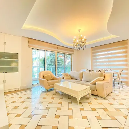 Guezelyali Apartment